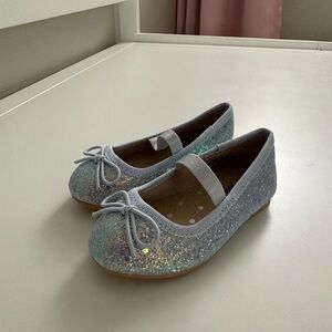 Cat and Jack Sequin Sparkle Toddler size 5